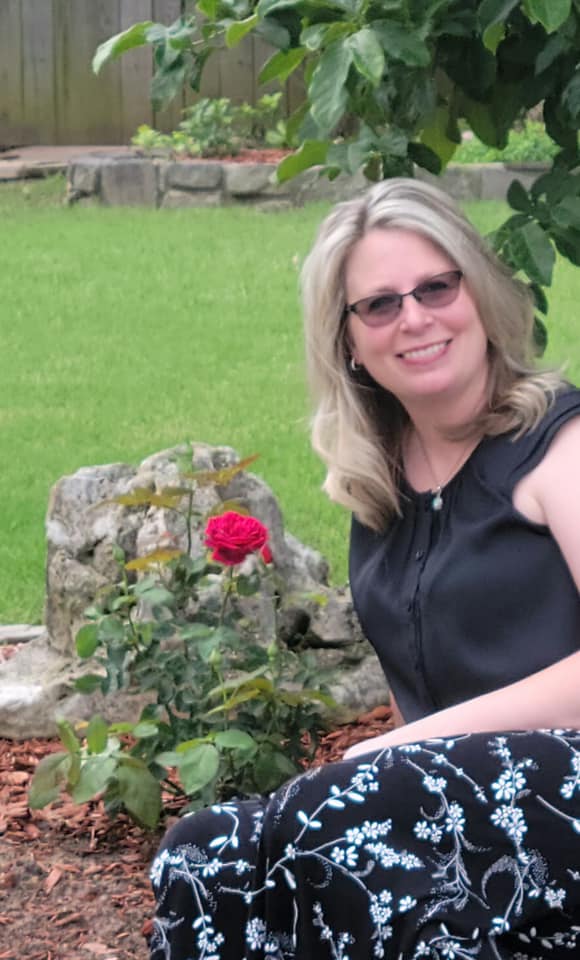 2021 Plant a Rose Winner Andrea Tucker