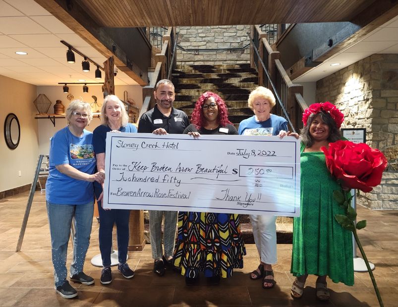 Stoney Creek Hotel Big Check